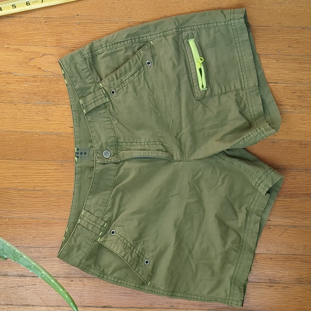 Title Nine Shorts